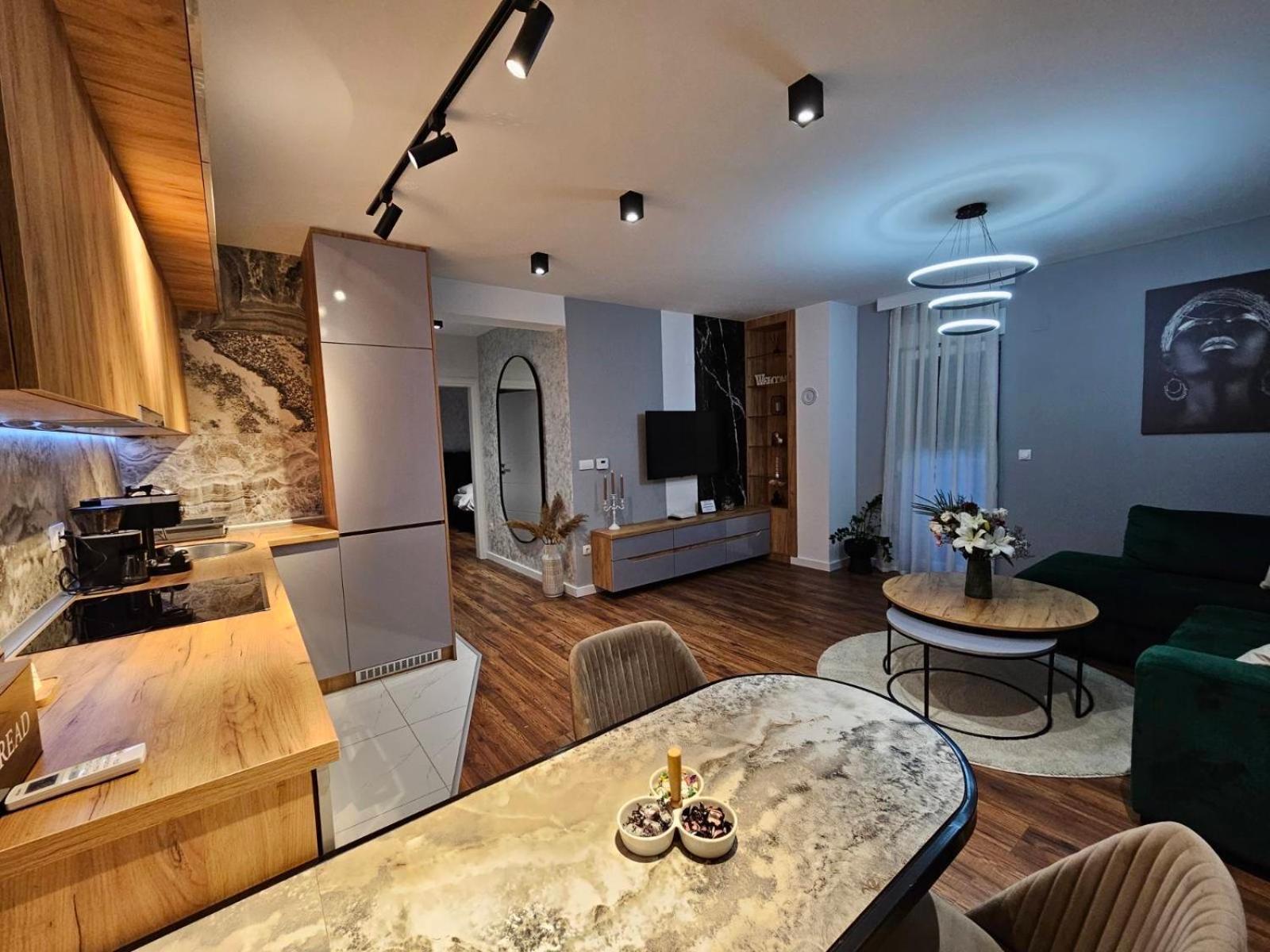 Brčko Delux Apartman President Centar מראה חיצוני תמונה